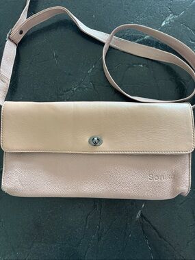 Soruka Blush Pink Leather Crossbody Bag
